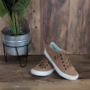 Blowfish Martina Coffee Casual Slip On Sneakers 7               Q215